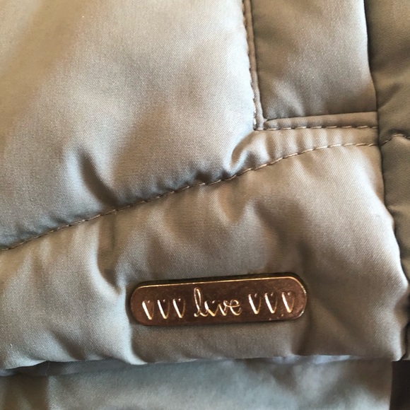 H&M Kids Vest - size 6-8 - Picture 9 of 13